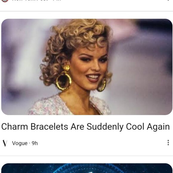 LOUIS VUITTON - AUTHENTIC, VINTAGE, AND RARE LOGO CHARM BRACELET - Picture 10 of 10